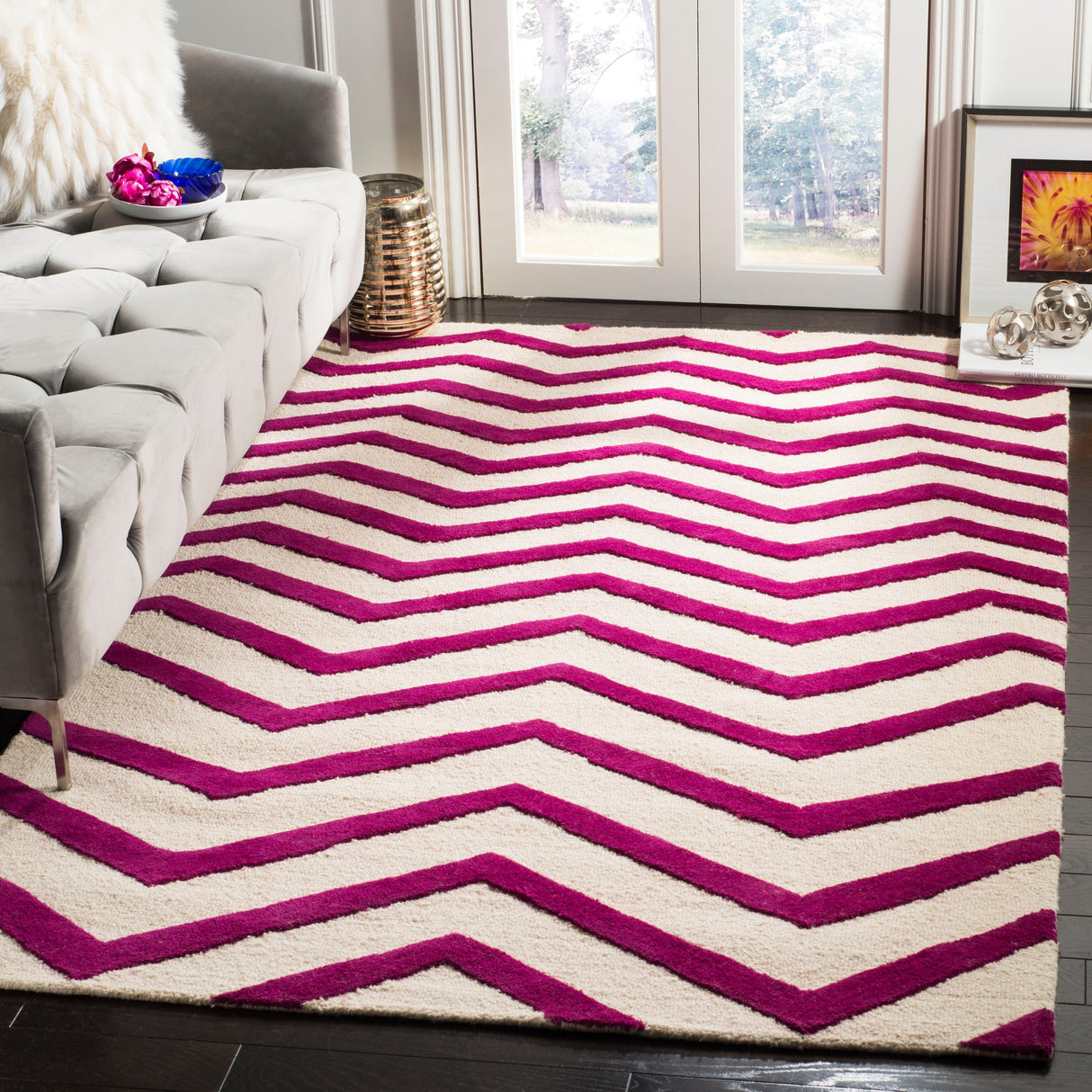 SAFAVIEH Handmade Cambridge Terttu Chevron Wool Rug