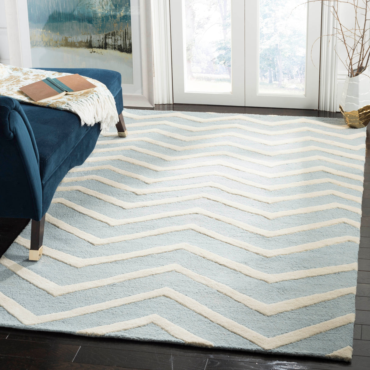 SAFAVIEH Handmade Cambridge Terttu Chevron Wool Rug