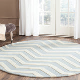 SAFAVIEH Handmade Cambridge Terttu Chevron Wool Rug