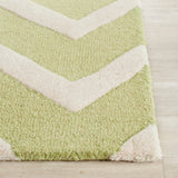 SAFAVIEH Handmade Cambridge Terttu Chevron Wool Rug