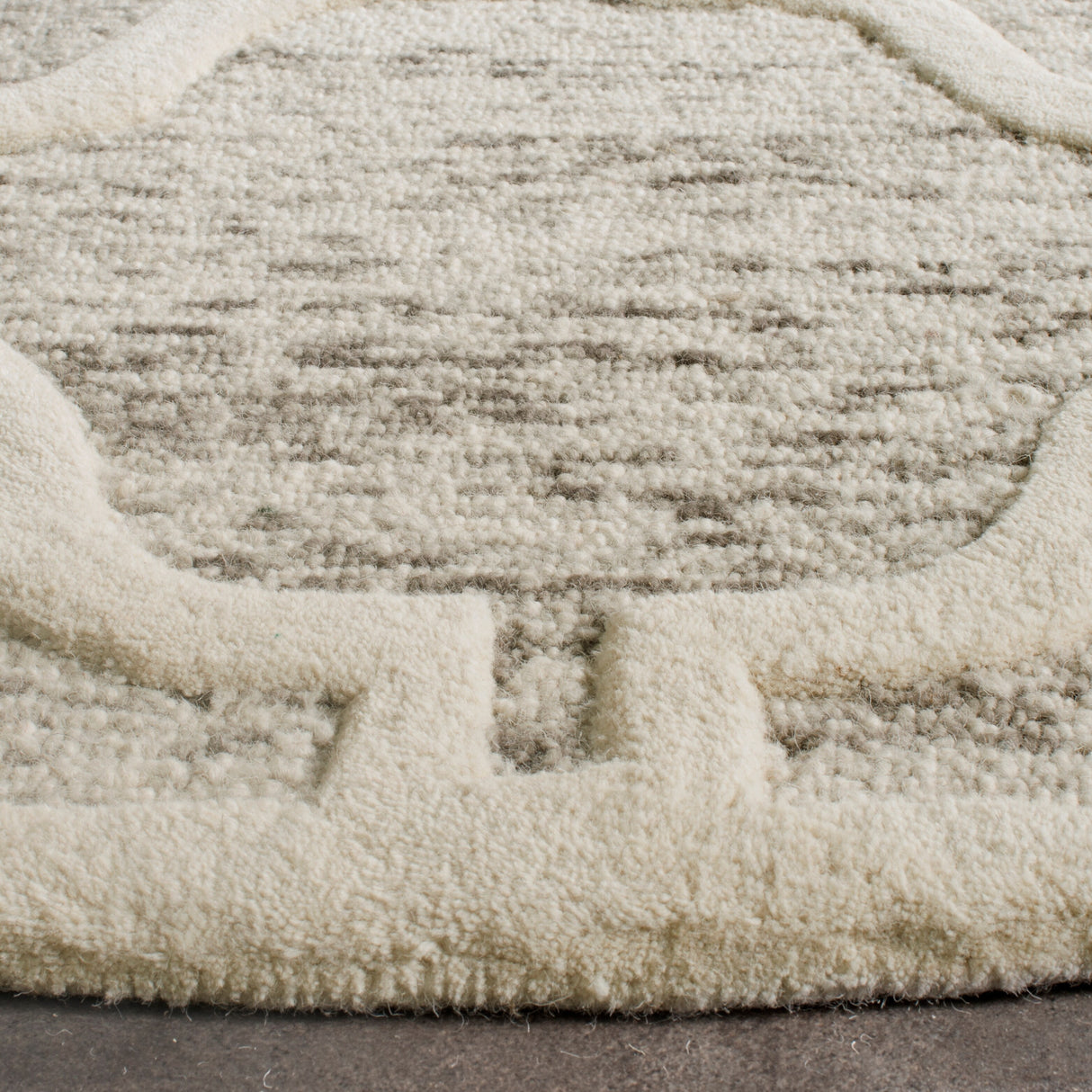 SAFAVIEH Handmade Cambridge Tilli Modern Wool Rug