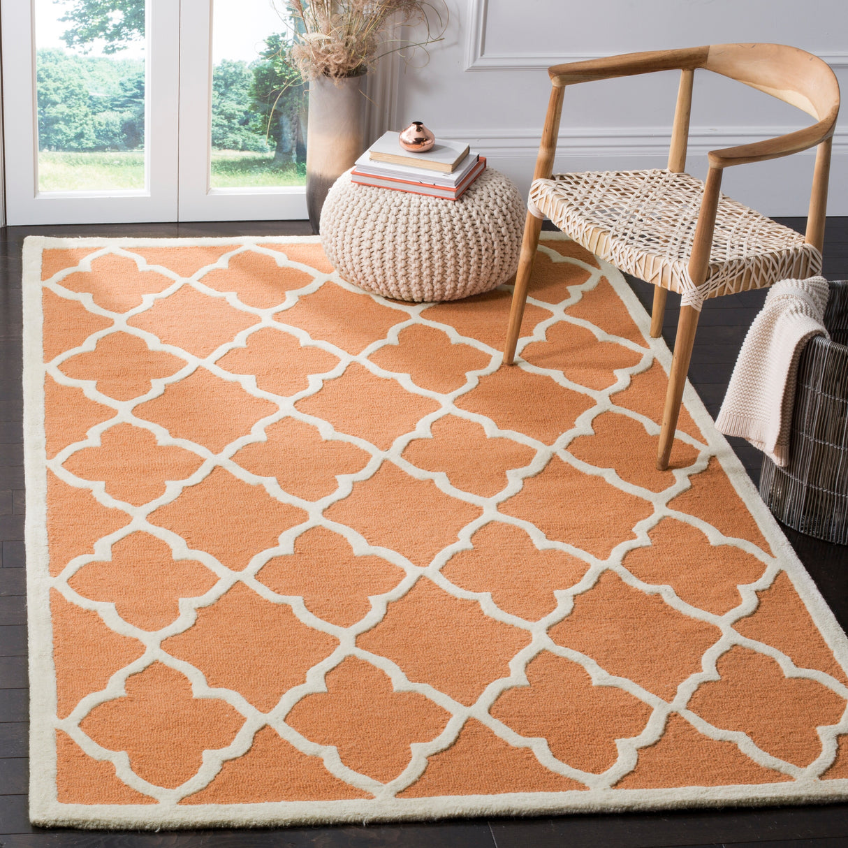 SAFAVIEH Handmade Cambridge Tinca Modern Moroccan Wool Rug