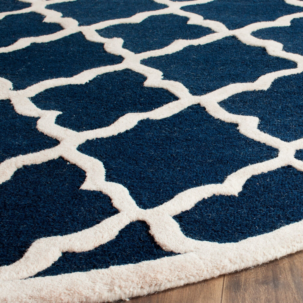 SAFAVIEH Handmade Cambridge Tinca Modern Moroccan Wool Rug