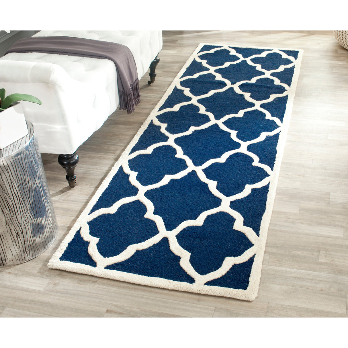 SAFAVIEH Handmade Cambridge Tinca Modern Moroccan Wool Rug