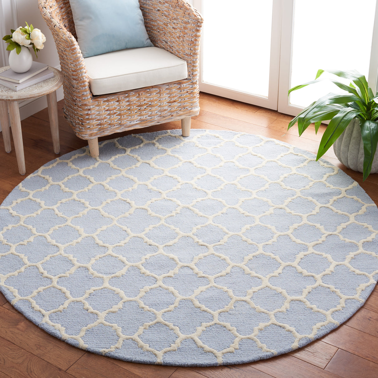 SAFAVIEH Handmade Cambridge Touria Modern Moroccan Wool Rug