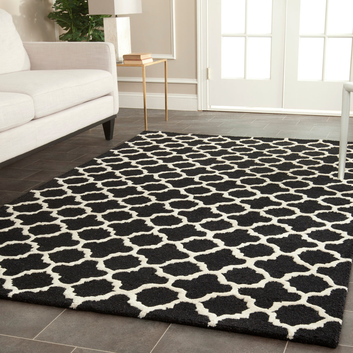 SAFAVIEH Handmade Cambridge Touria Modern Moroccan Wool Rug