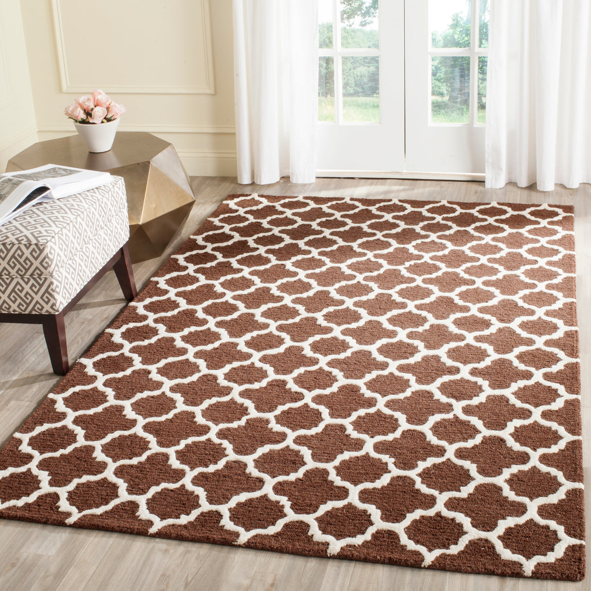 SAFAVIEH Handmade Cambridge Touria Modern Moroccan Wool Rug