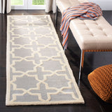 SAFAVIEH Handmade Cambridge Trudie Geometric Wool Rug