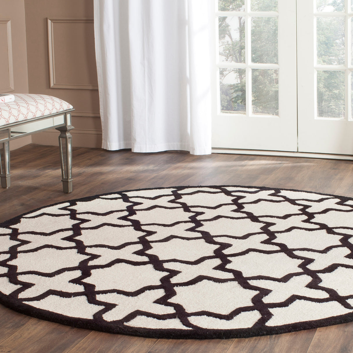 SAFAVIEH Handmade Cambridge Trudie Geometric Wool Rug