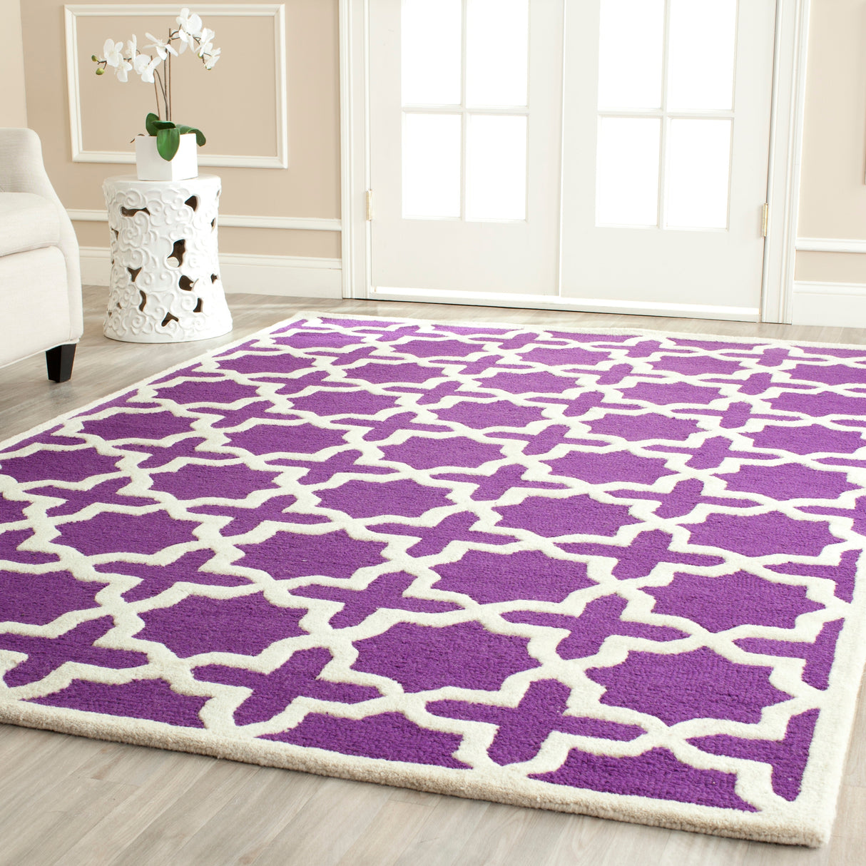 SAFAVIEH Handmade Cambridge Trudie Geometric Wool Rug