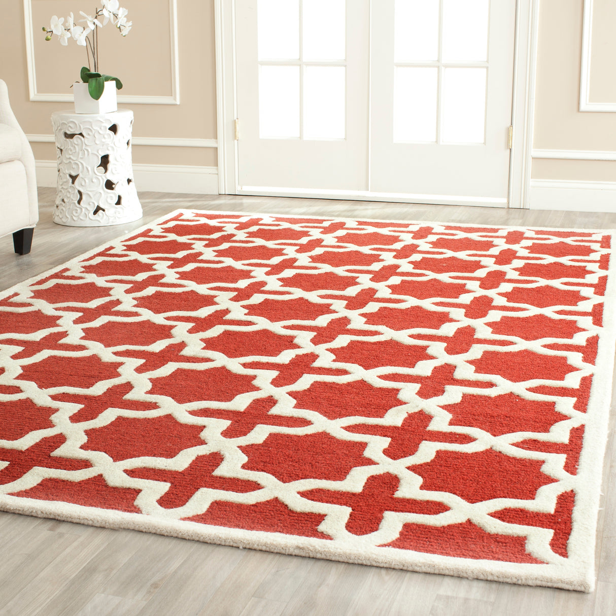 SAFAVIEH Handmade Cambridge Trudie Geometric Wool Rug