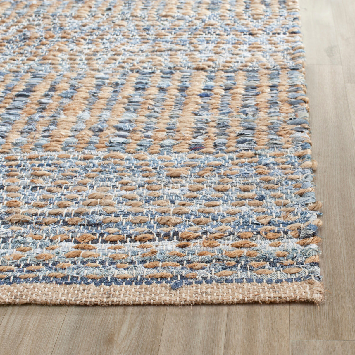 SAFAVIEH Handmade Cape Cod Ayseni Jute Rug