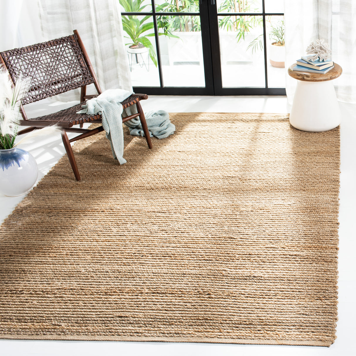 SAFAVIEH Handmade Cape Cod Neelu Coastal Jute Rug