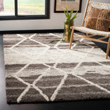 SAFAVIEH Handmade Casablanca Shag Jale Tribal Wool Rug