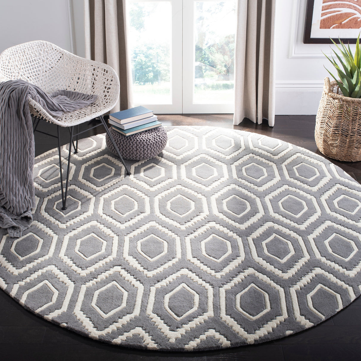 SAFAVIEH Handmade Chatham Altrud Moroccan Modern Wool Rug