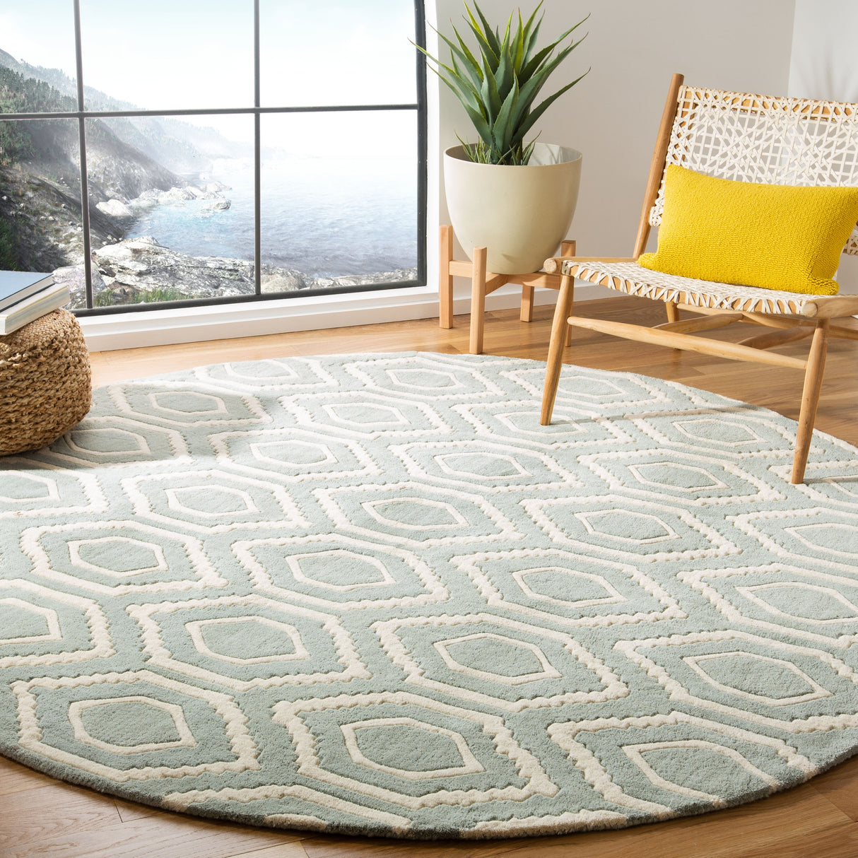 SAFAVIEH Handmade Chatham Altrud Moroccan Modern Wool Rug