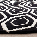 SAFAVIEH Handmade Chatham Altrud Moroccan Modern Wool Rug