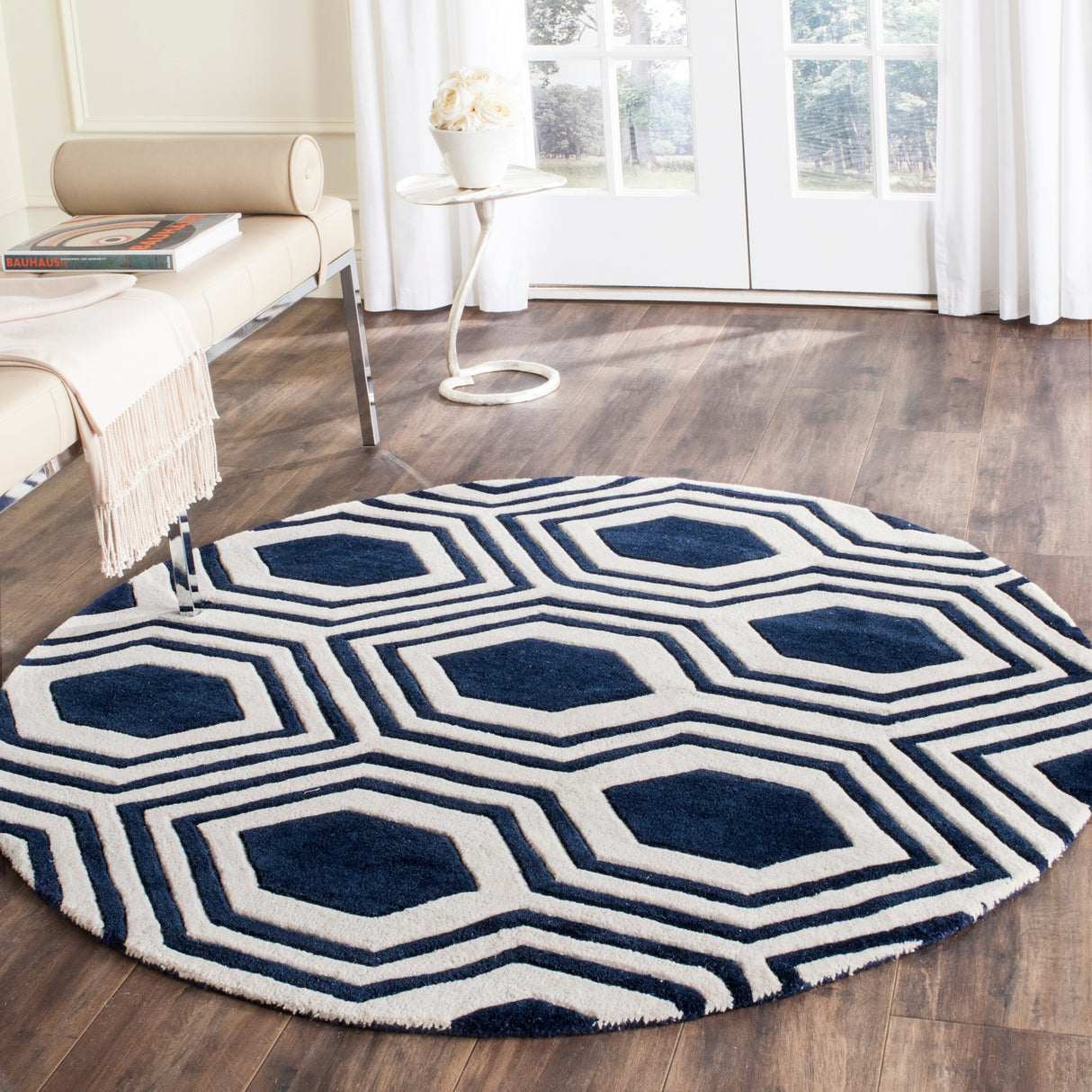 SAFAVIEH Handmade Chatham Kitt Modern Wool Rug