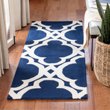 SAFAVIEH Handmade Chatham Naemi Modern Wool Rug