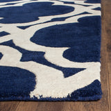 SAFAVIEH Handmade Chatham Naemi Modern Wool Rug