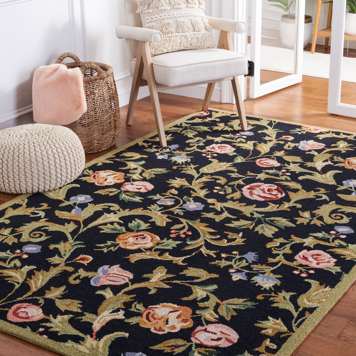 SAFAVIEH Handmade Chelsea Ageet French Country Floral Wool Rug