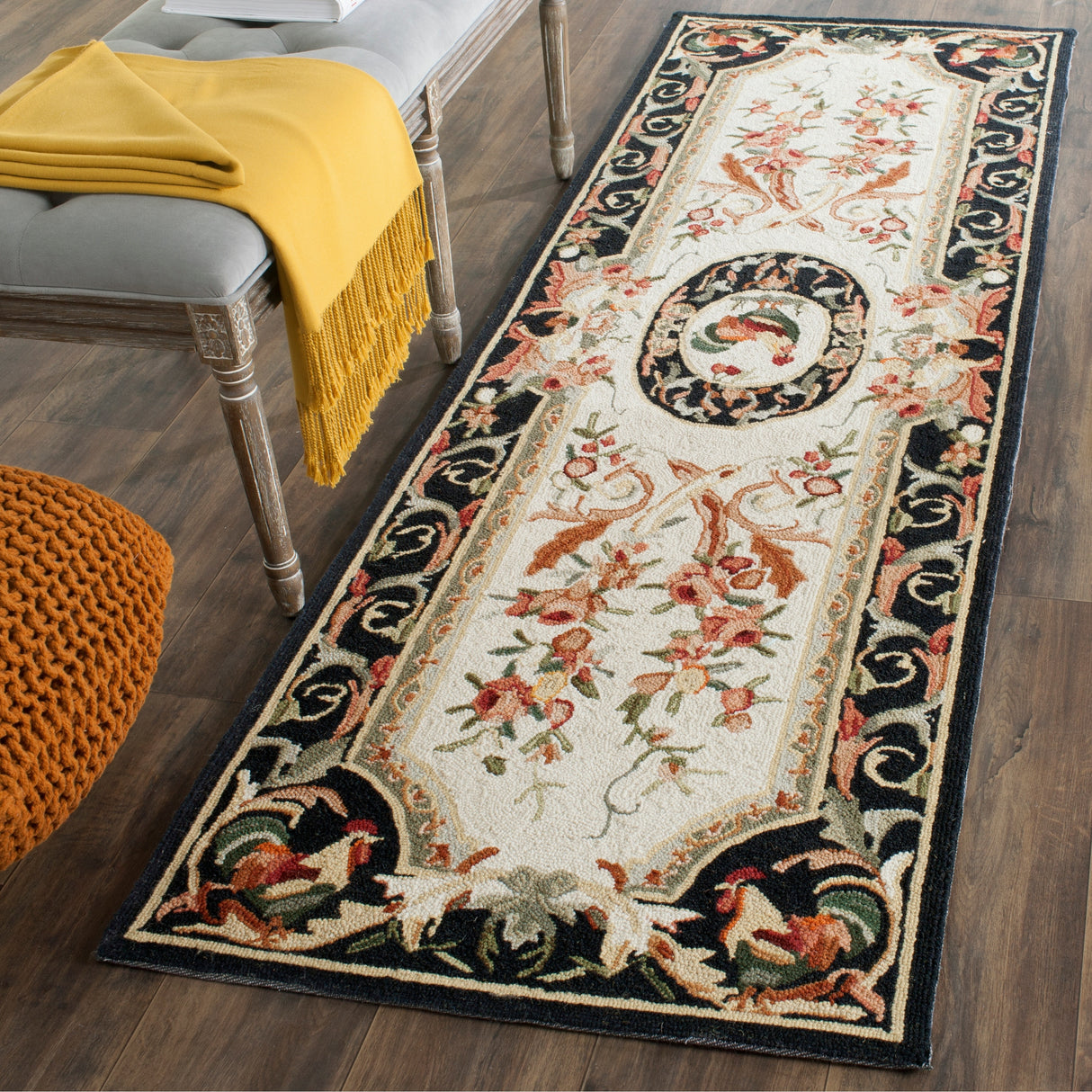 SAFAVIEH Handmade Chelsea Anni French Country Rooster Wool Rug