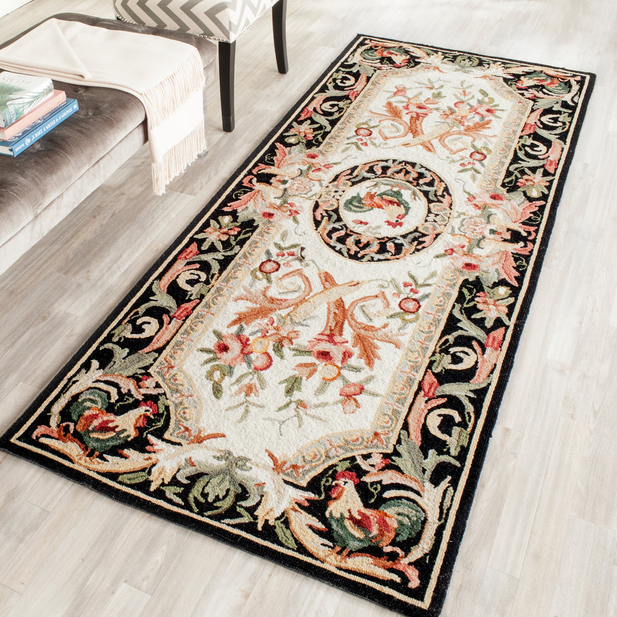 SAFAVIEH Handmade Chelsea Anni French Country Rooster Wool Rug