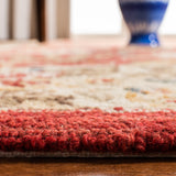 SAFAVIEH Handmade Chelsea Higinia French Country Wool Rug