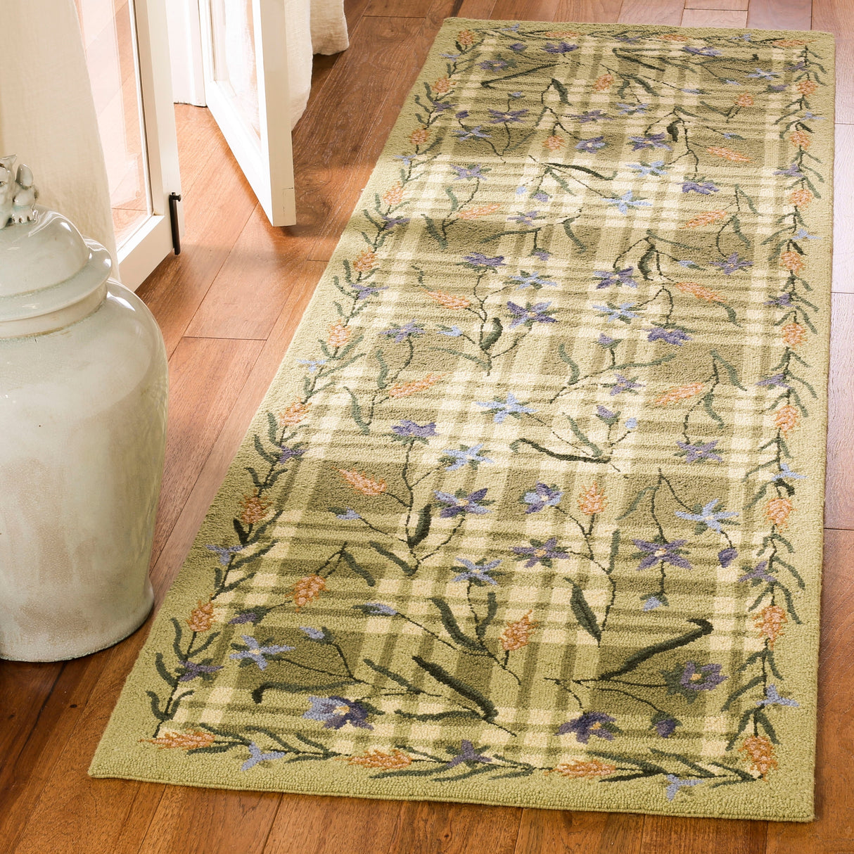 SAFAVIEH Handmade Chelsea Kailee French Country Wool Rug