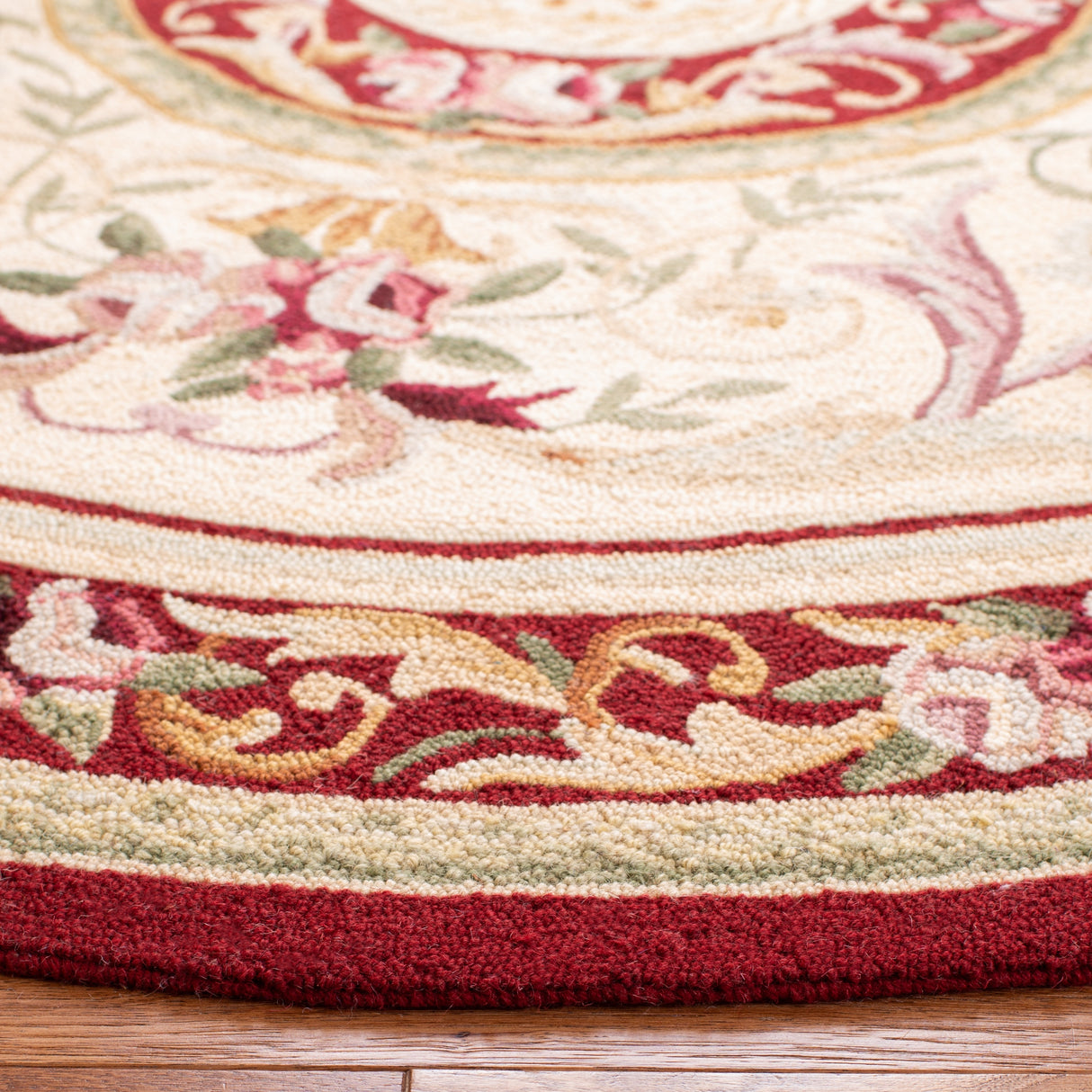 SAFAVIEH Handmade Chelsea Sangita French Country Wool Rug