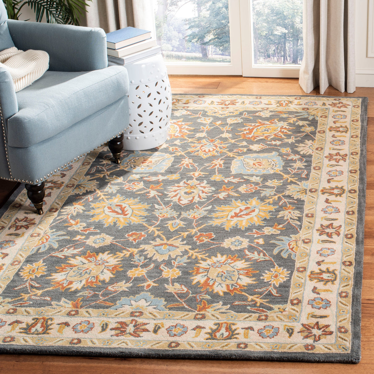 SAFAVIEH Handmade Classic Gertje Traditional Oriental Wool Rug