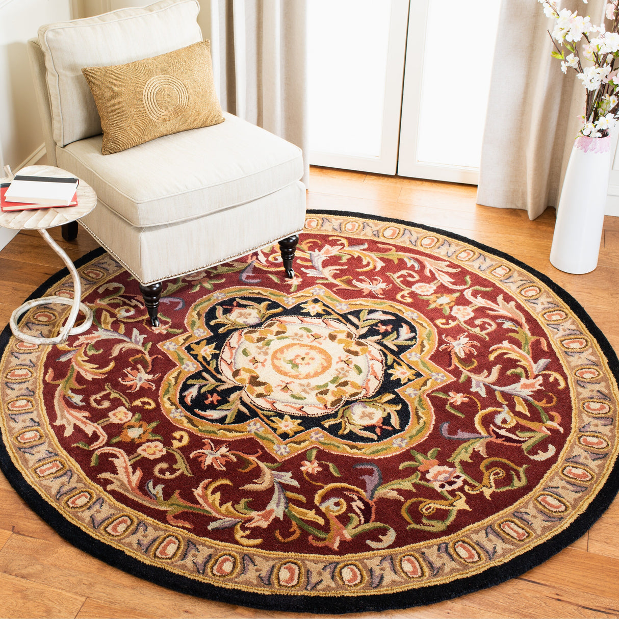 SAFAVIEH Handmade Classic Nidhi Traditional Oriental Wool Rug