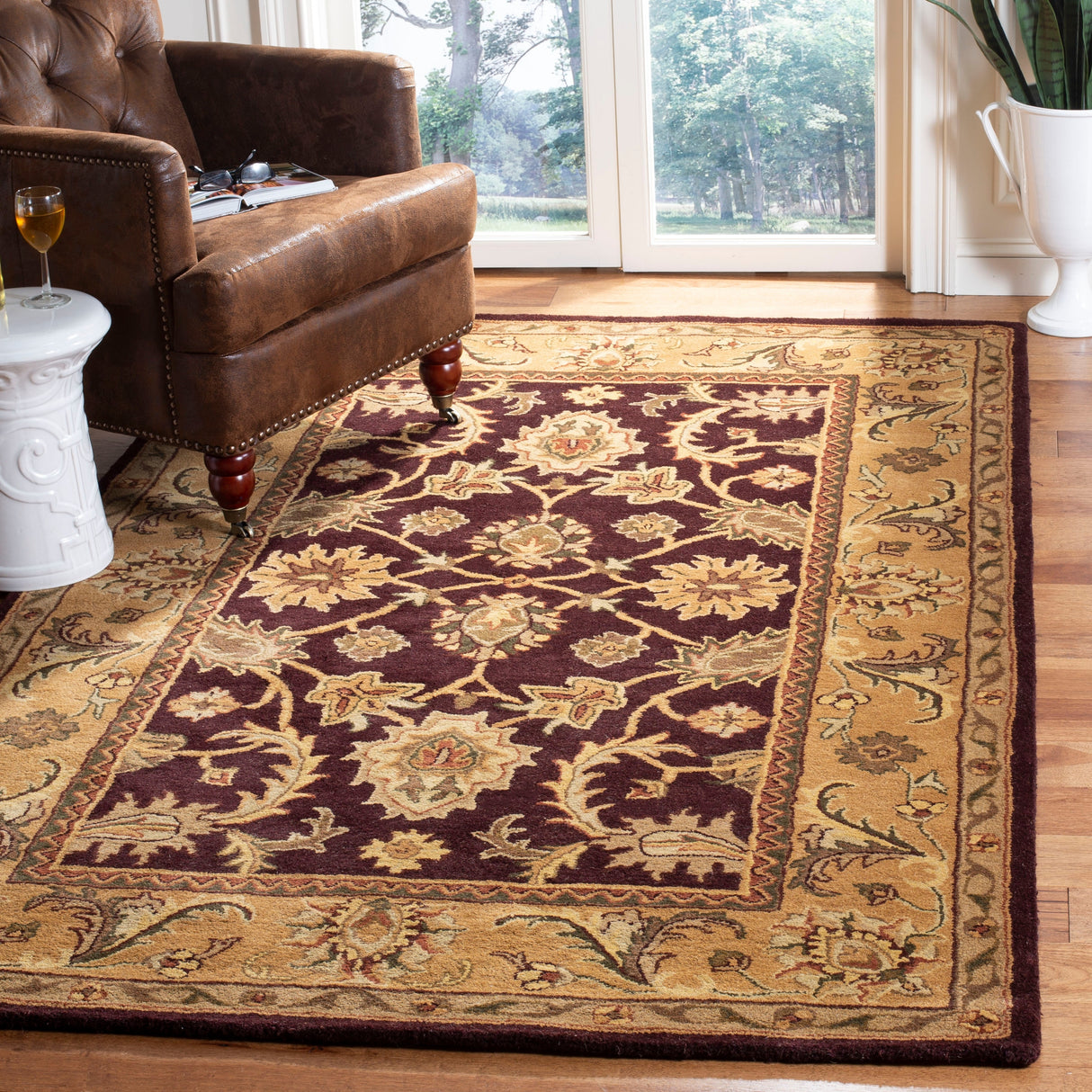 SAFAVIEH Handmade Classic Rukiye Traditional Oriental Wool Rug