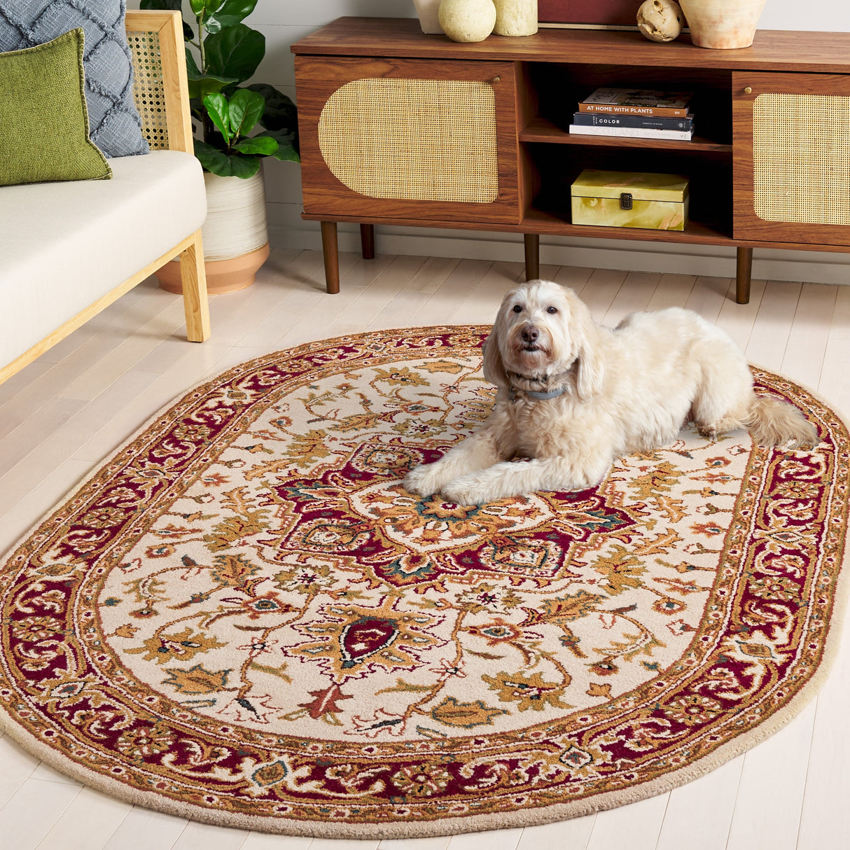 SAFAVIEH Handmade Classic Sineta Traditional Oriental Wool Rug