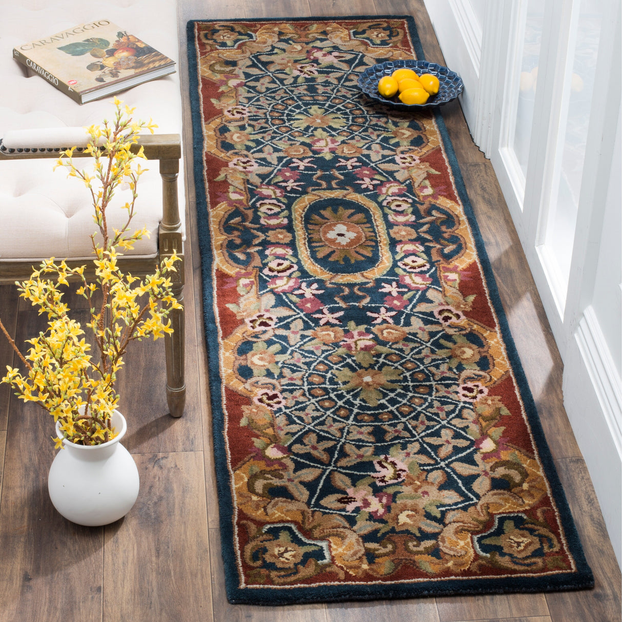 SAFAVIEH Handmade Classic Traiana Traditional Oriental Wool Rug