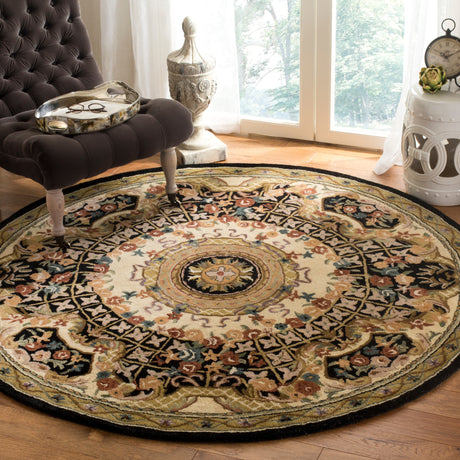 SAFAVIEH Handmade Classic Traiana Traditional Oriental Wool Rug