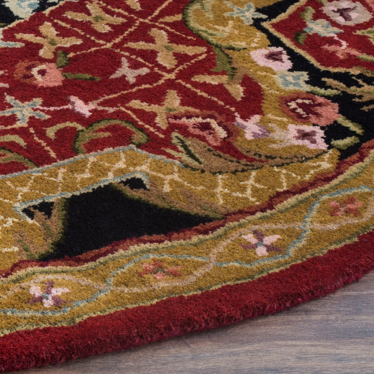 SAFAVIEH Handmade Classic Traiana Traditional Oriental Wool Rug