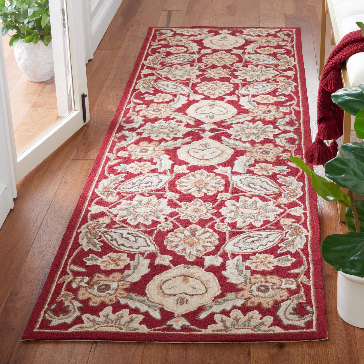 SAFAVIEH Handmade Easy Care Machelle Oriental Rug