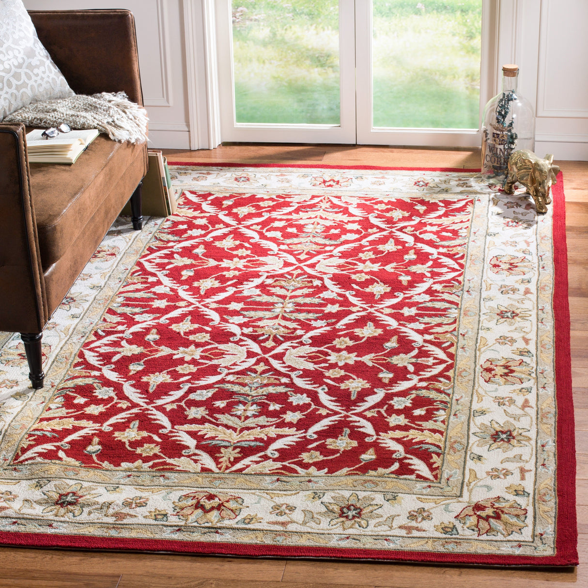 SAFAVIEH Handmade Easy Care Nanke Oriental Rug