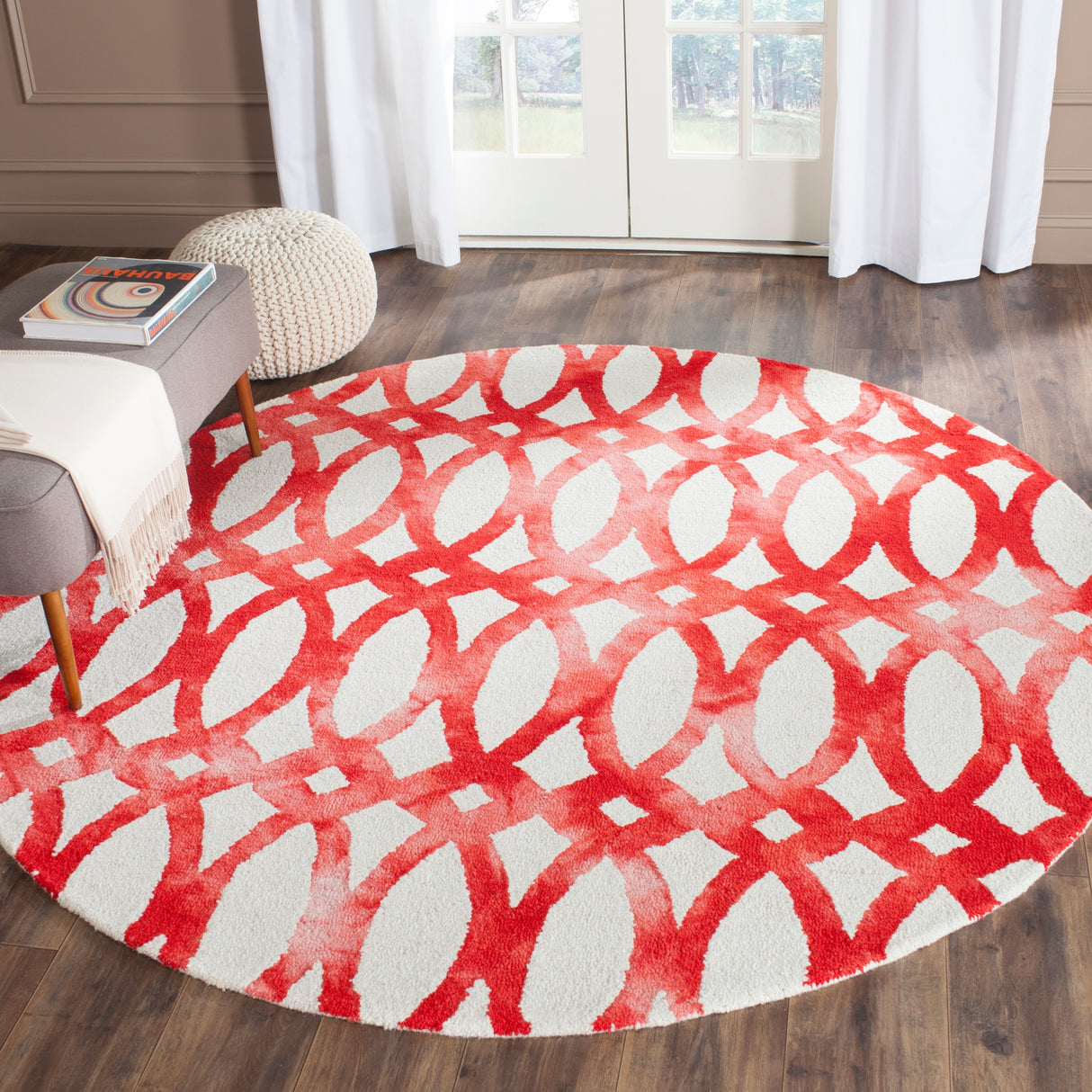 SAFAVIEH Handmade Eligija Wool Geometric Dip Dye Area Rug