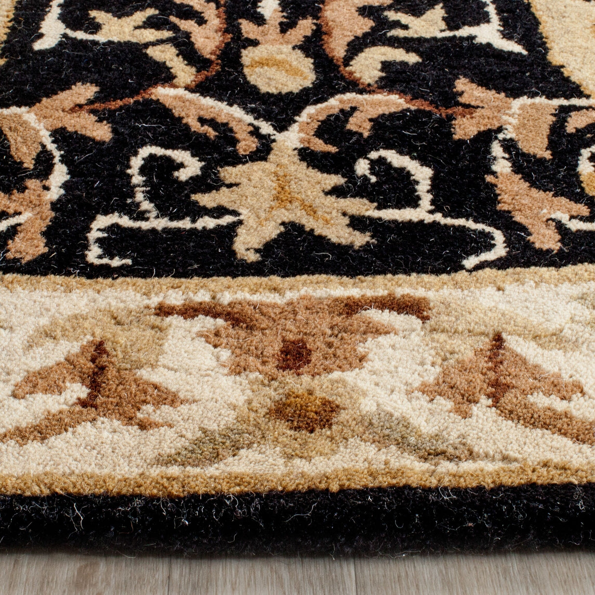 SAFAVIEH Handmade Empire Eftichia Traditional Oriental Wool Rug