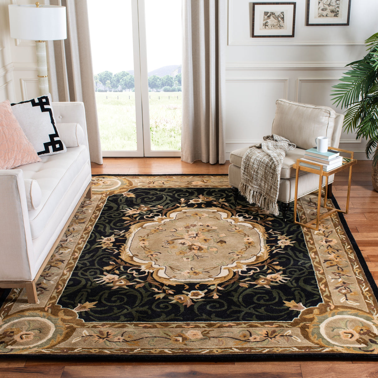 SAFAVIEH Handmade Empire Zekija Traditional Oriental Wool Rug