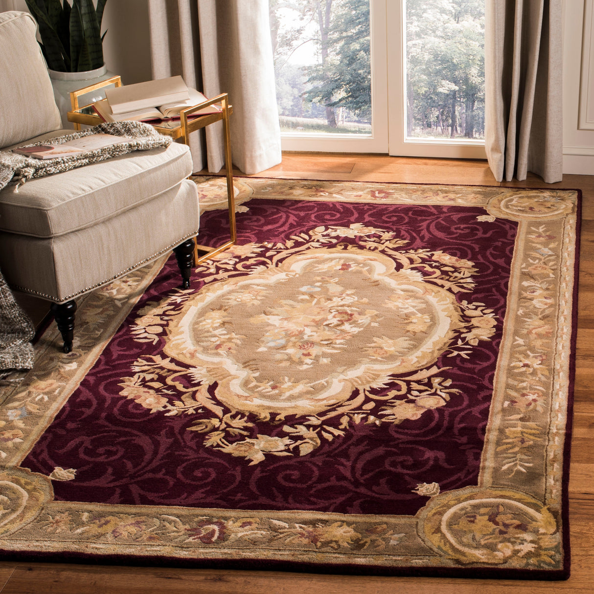 SAFAVIEH Handmade Empire Zekija Traditional Oriental Wool Rug