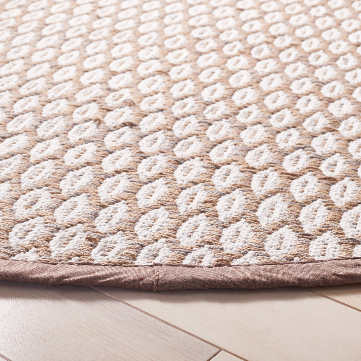 SAFAVIEH Handmade Flatweave Montauk Cassidy Casual Cotton Rug