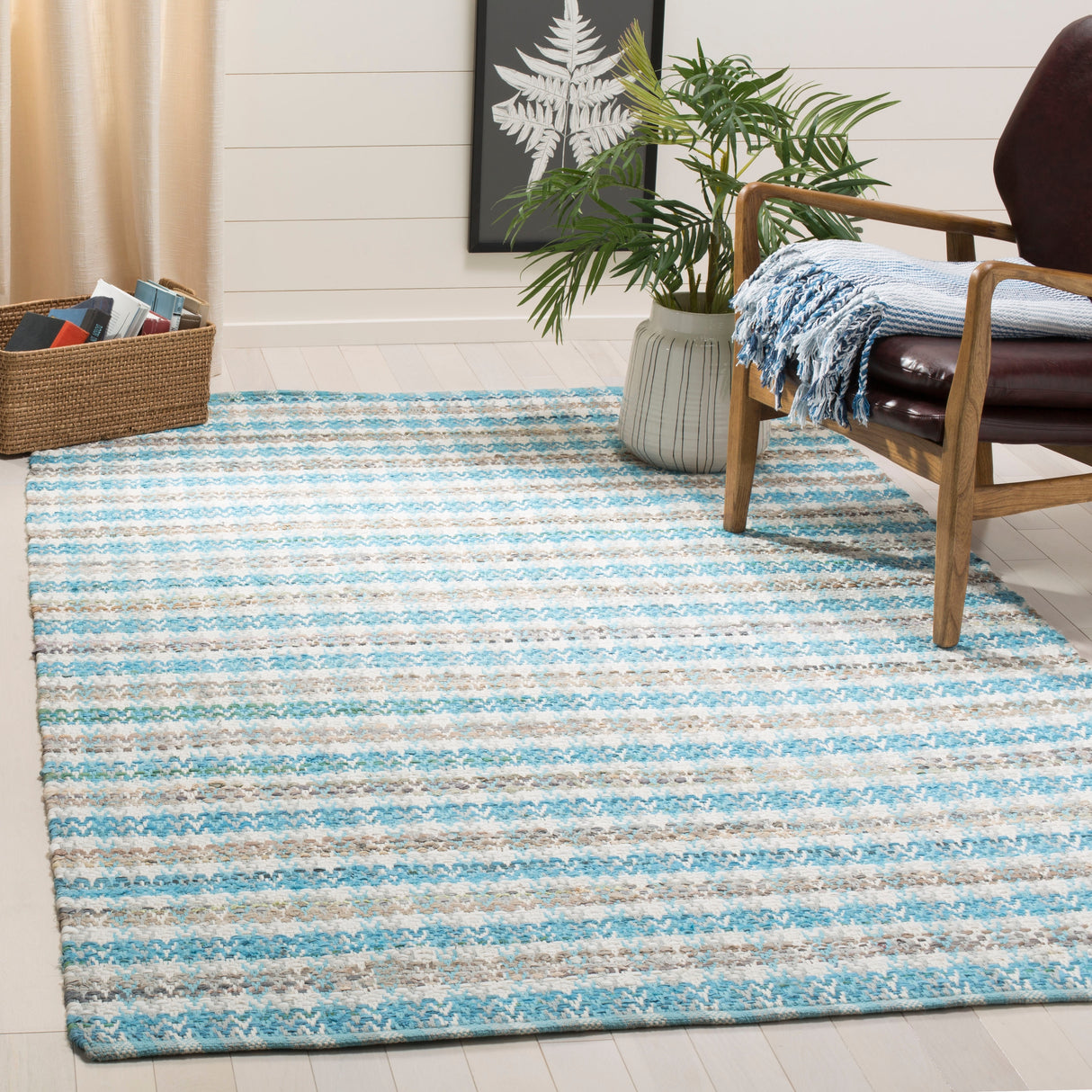 SAFAVIEH Handmade Flatweave Montauk Hermanda Casual Cotton Rug