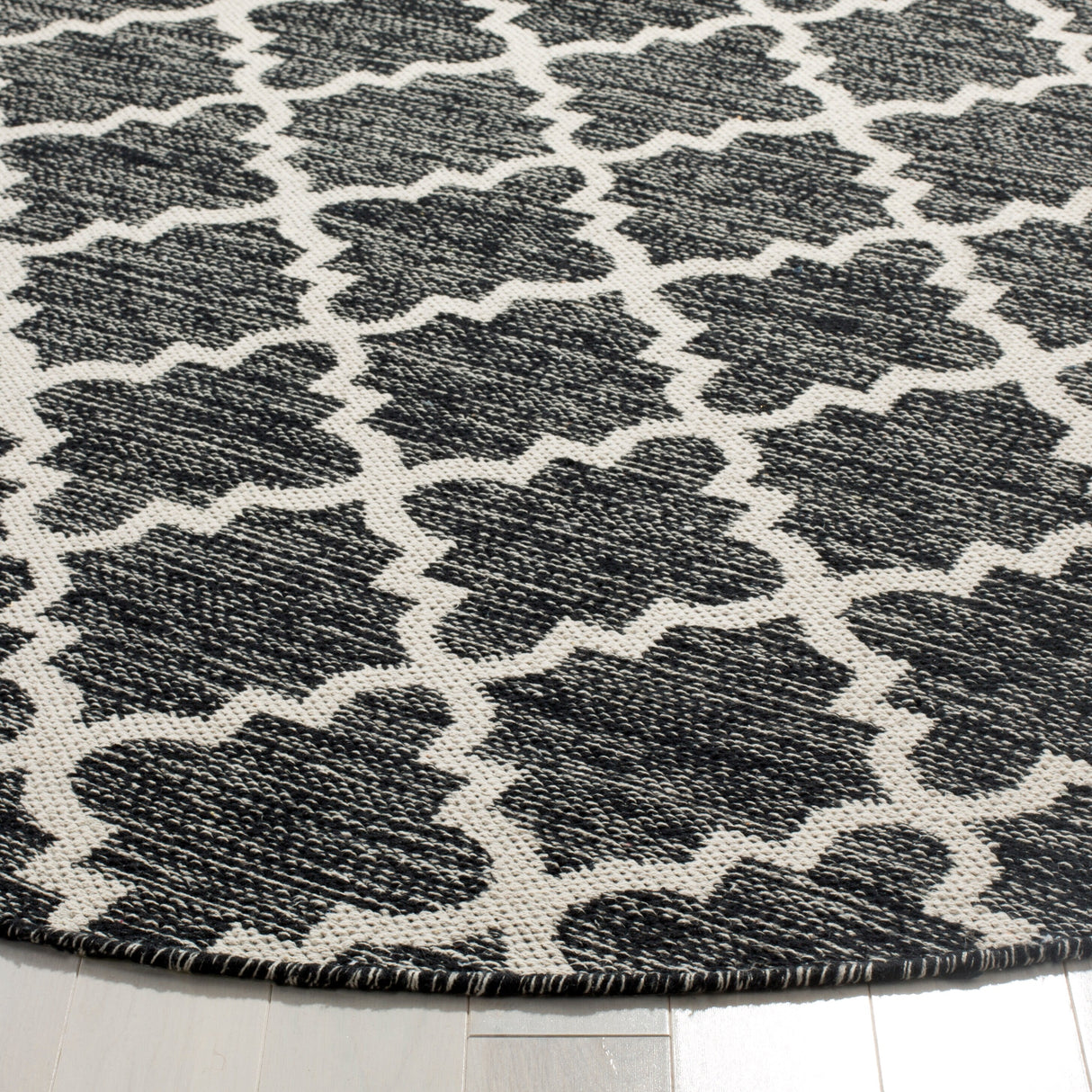 SAFAVIEH Handmade Flatweave Montauk Marie Casual Cotton Rug