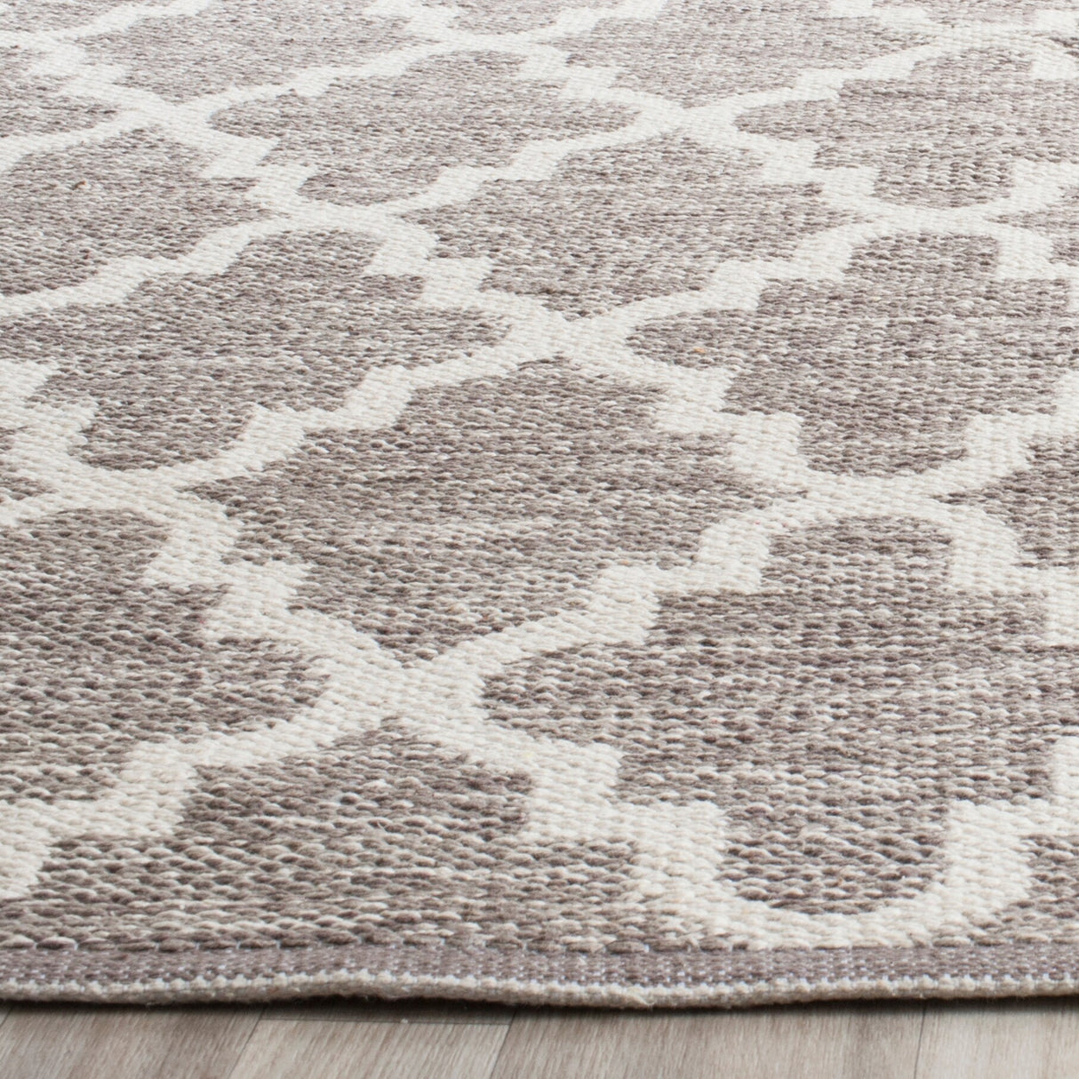 SAFAVIEH Handmade Flatweave Montauk Marie Casual Cotton Rug