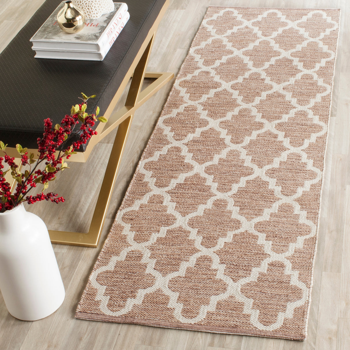 SAFAVIEH Handmade Flatweave Montauk Marie Casual Cotton Rug