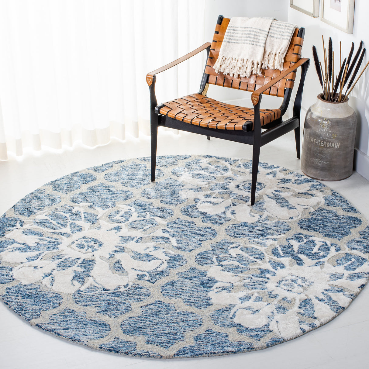 SAFAVIEH Handmade Glamour Florelle Floral Trellis Wool/ Viscose Rug