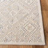 SAFAVIEH Handmade Glamour Klarita Wool Rug